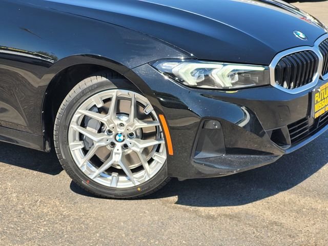 Used 2025 Black BMW 330i image 9