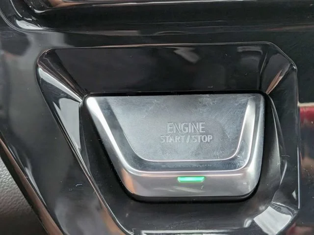 New 2026 Summit White GMC AT4 image 32