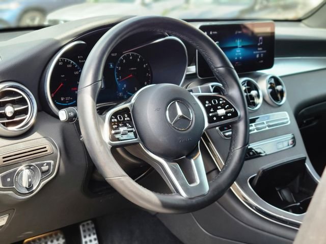 Certified Used 2022 Black Mercedes-Benz GLC 300 image 13