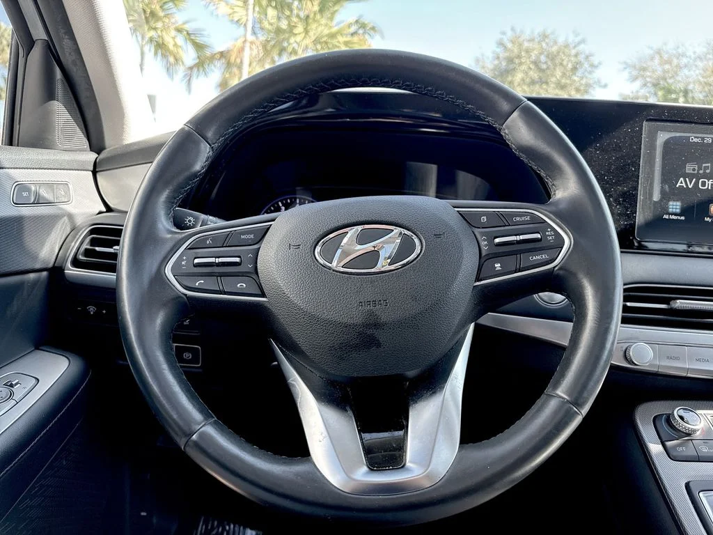 Used 2020 Silver Hyundai SEL image 48