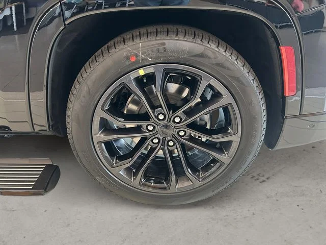 New 2026 High Gloss Black Exterior Paint Jeep Summit Reserve image 13