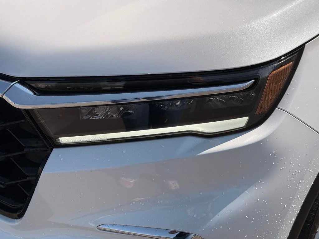 2025 Honda Pilot Touring - Photo 11