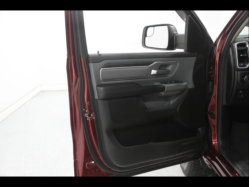 Used 2020 Delmonico Red Pearl Coat Ram Big Horn image 4