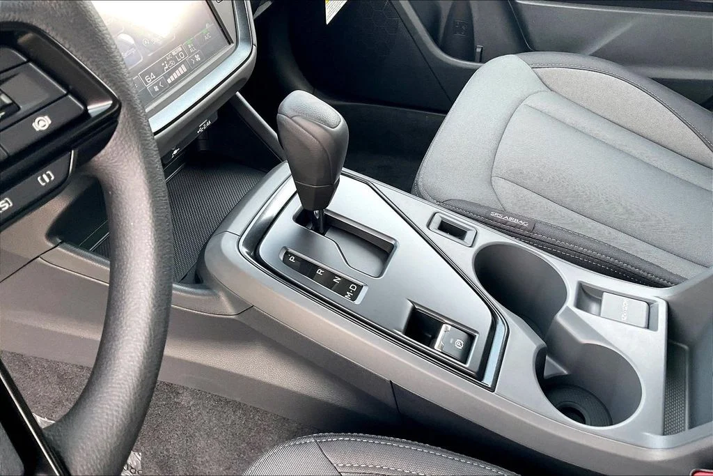 New 2026 CRYSTAL WHITE PEARL Subaru Base image 7