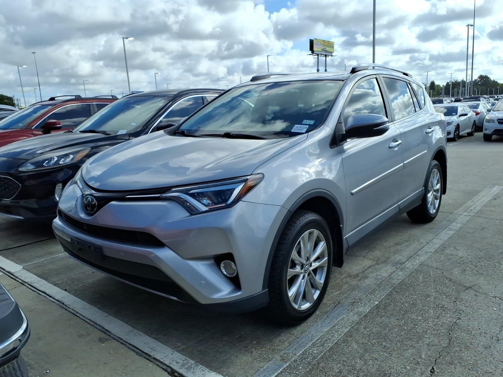 Used 2018 Silver Sky Metallic Toyota Limited image 4