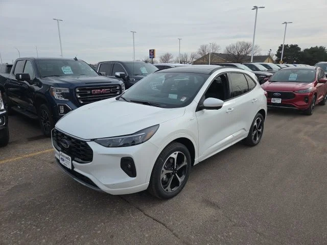 2026 Ford Escape ST-Line Elite AWD 2.0L's photo