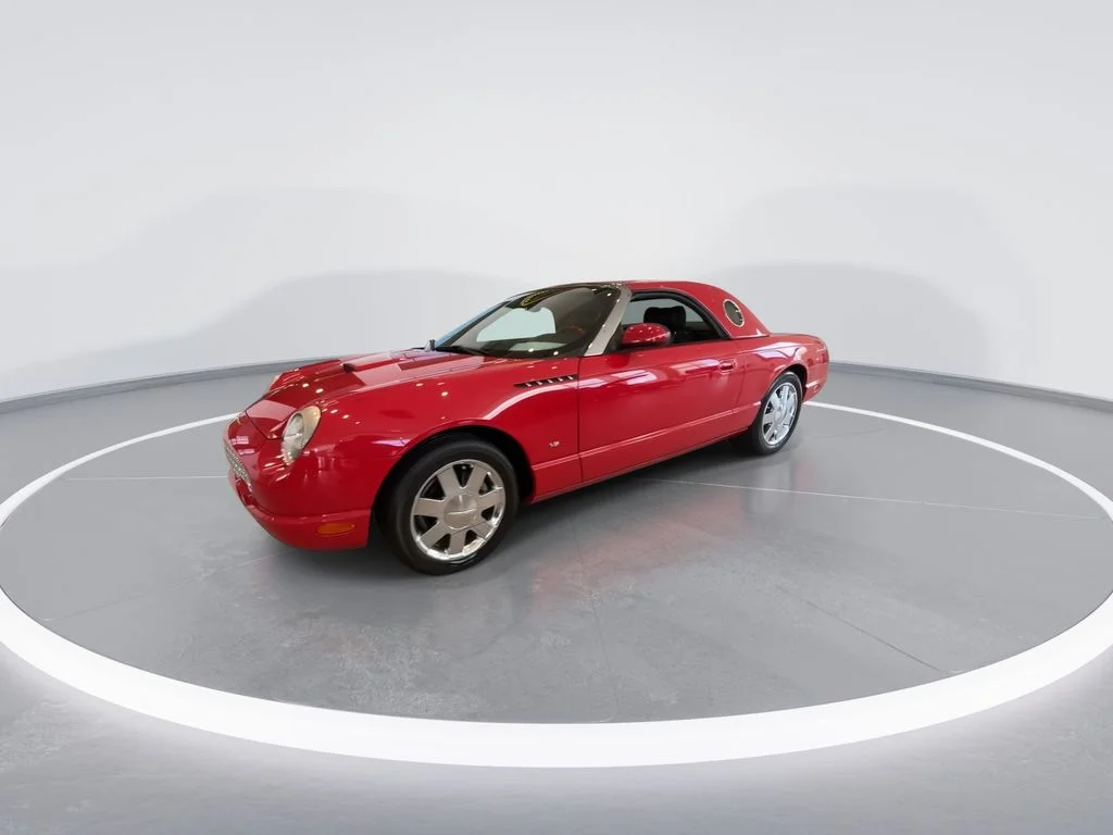 Used 2002 Red Ford Base image 4
