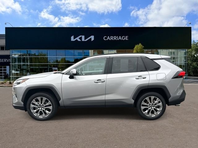 Used 2023 Silver Toyota XLE Premium image 5