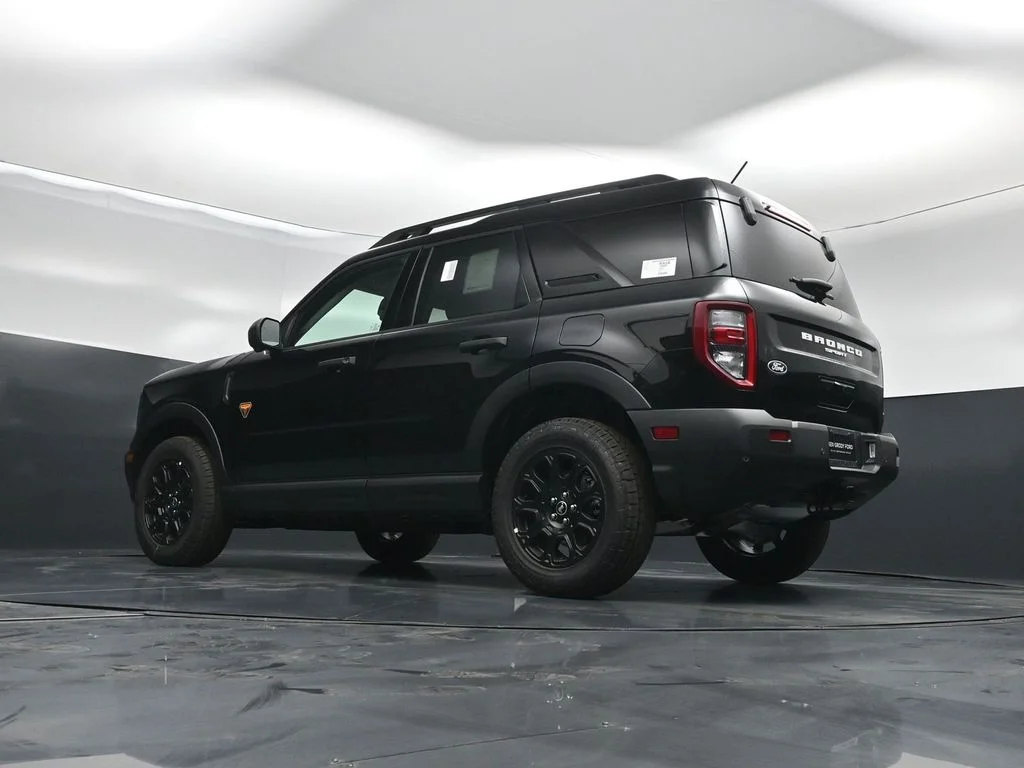 New 2026 Shadow Black Ford Badlands image 47