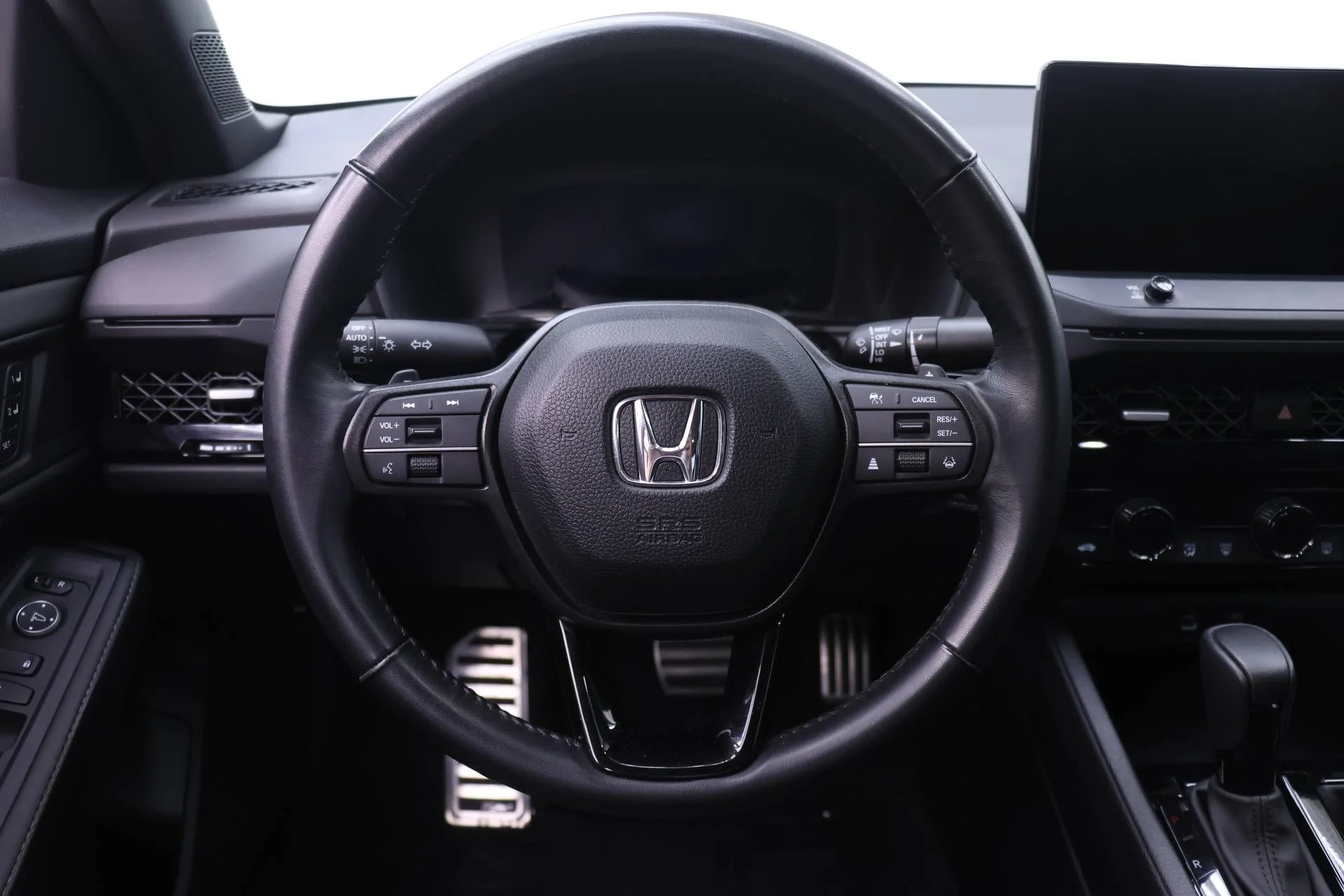 Certified Used 2024 Solar Silver Metallic Honda Sport-L image 13
