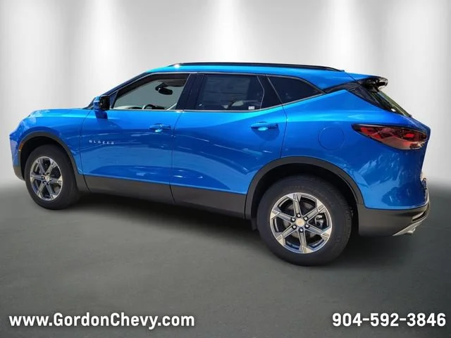 New 2025 Riptide Blue Metallic Chevrolet 3LT image 4