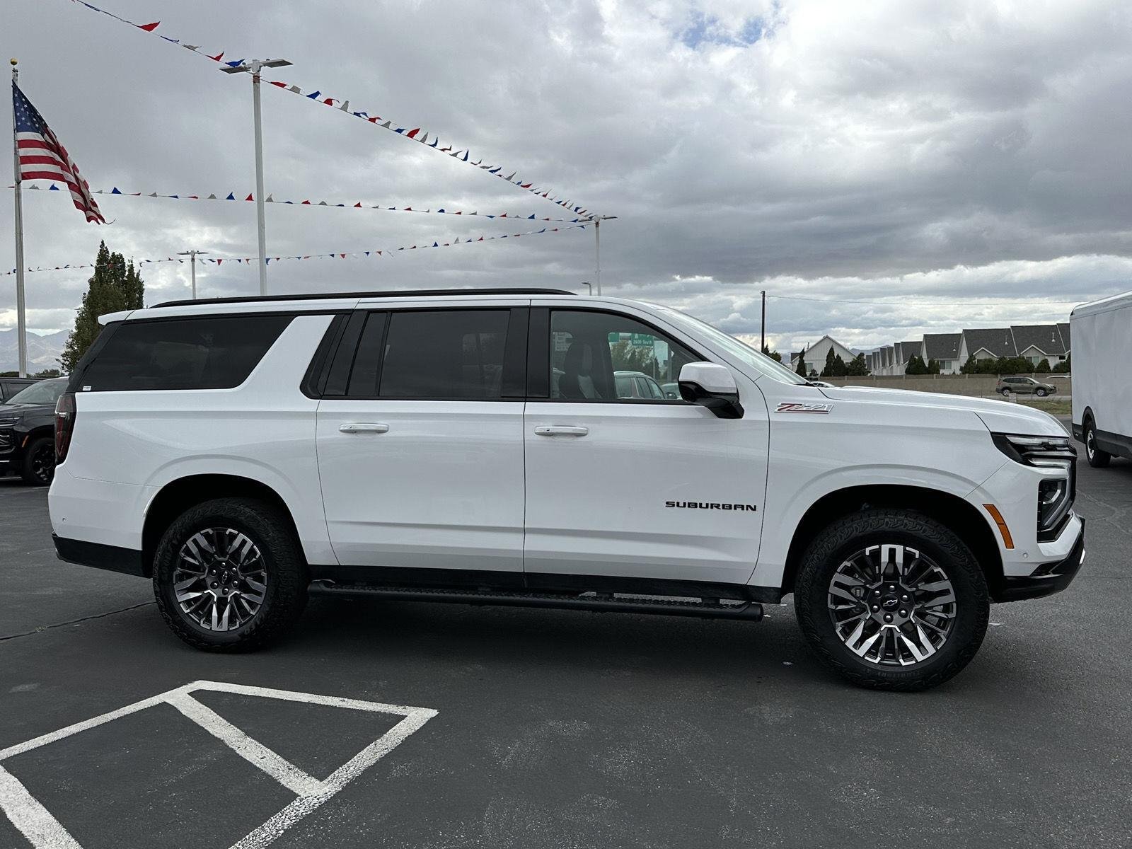 2026 Chevrolet Suburban Z71 - Photo 15