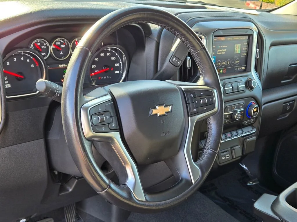 2020 Chevrolet Silverado 1500 LT - Photo 18