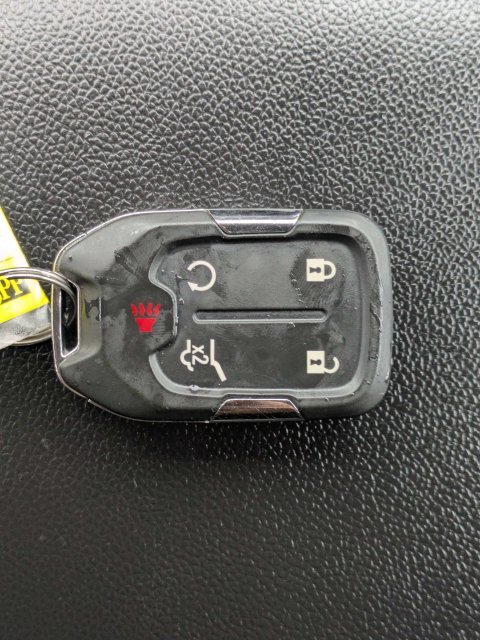 Used 2021 Black GMC SLT image 34