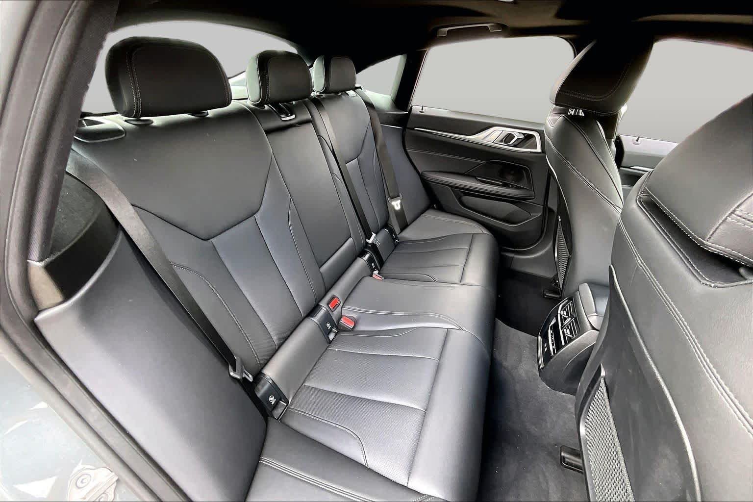 Used 2024 Skyscraper Grey Metallic BMW eDrive40 image 17