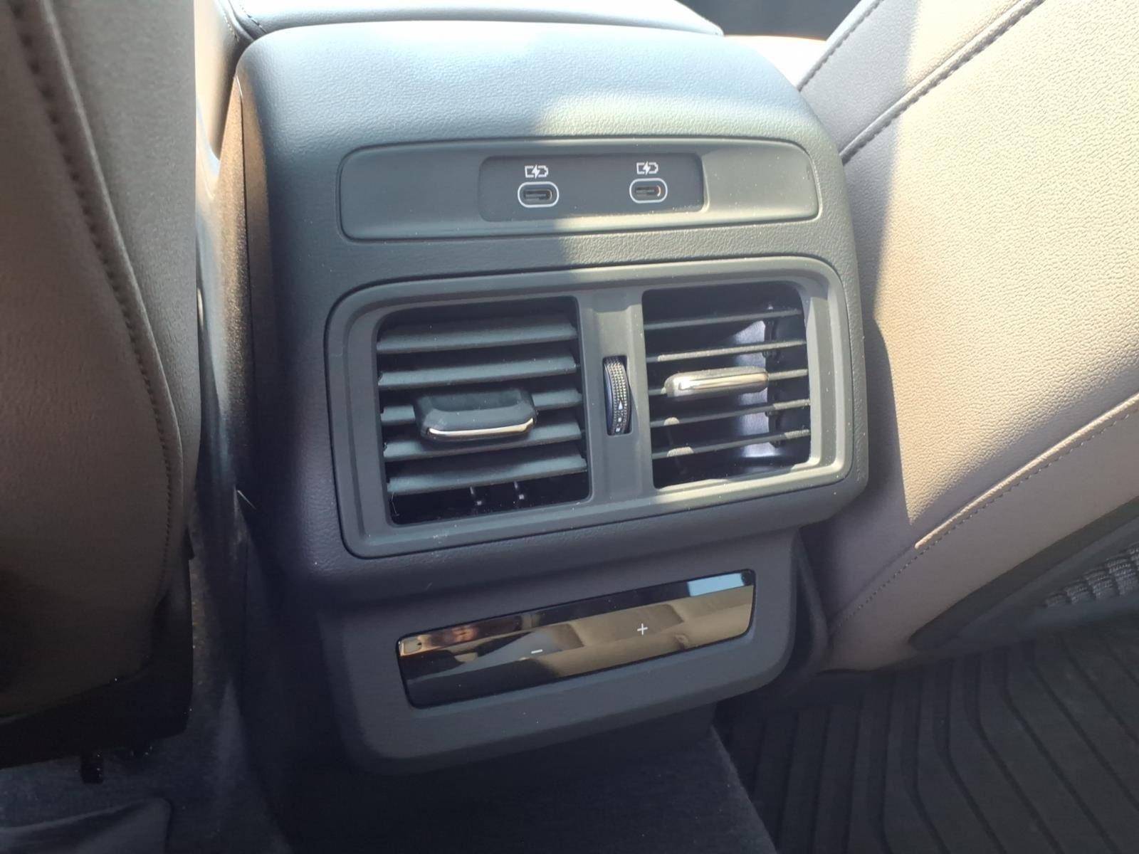 Used 2025 Arkona White Audi Premium image 18