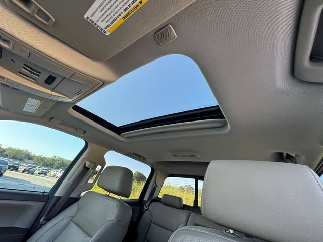 Used 2017 SUMMIT WHITE Chevrolet LTZ image 27