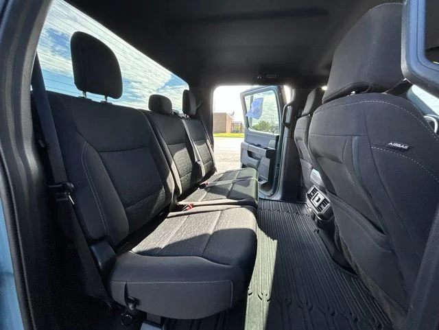 Used 2023 Blue Ford XLT image 30