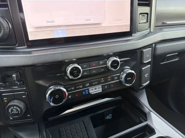 Used 2026 Gray Ford Platinum image 24