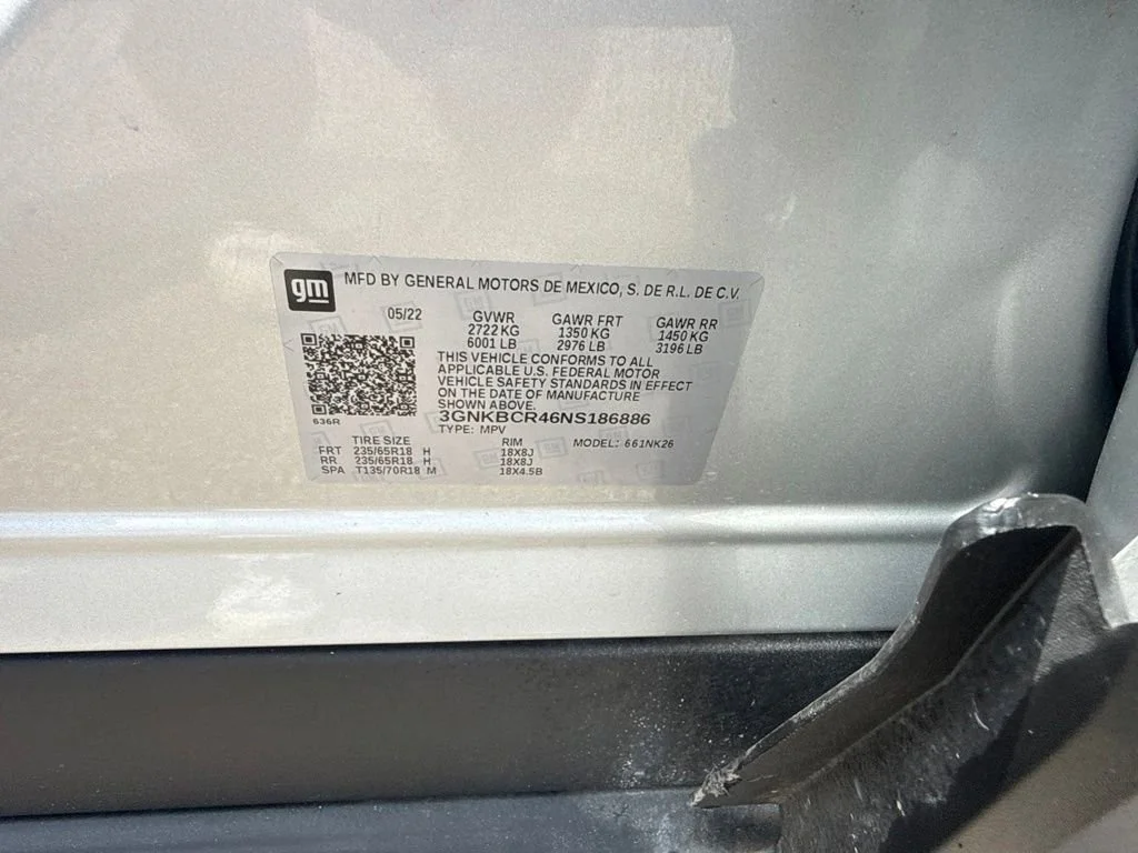 Used 2022 Silver Ice Metallic Chevrolet 2LT image 10