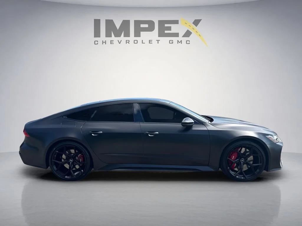 Used 2021  Audi  image 6