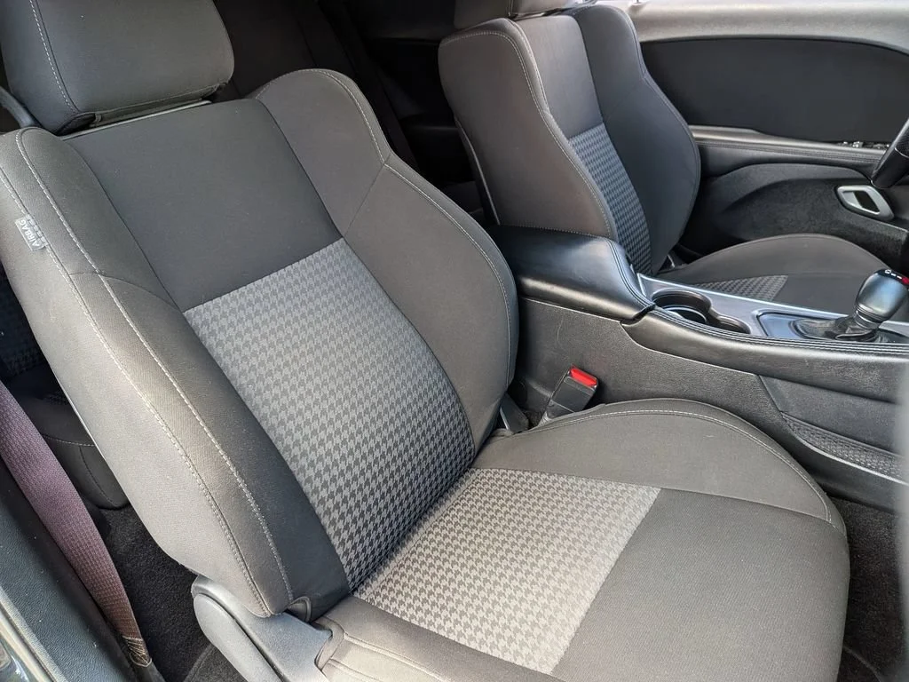 Used 2022  Dodge GT image 30