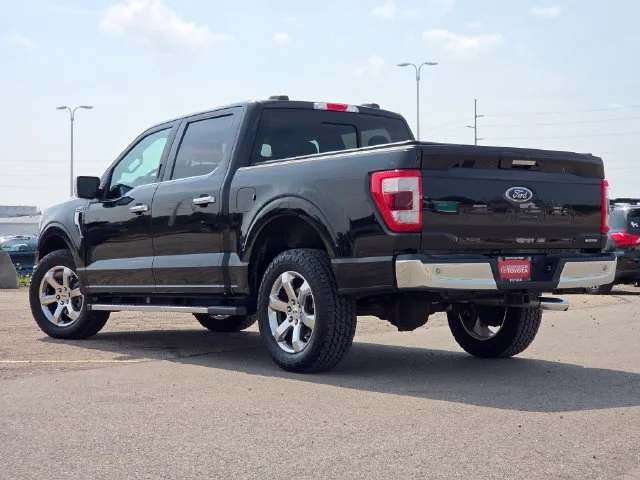 Used 2021 Black Metallic Ford LARIAT image 29