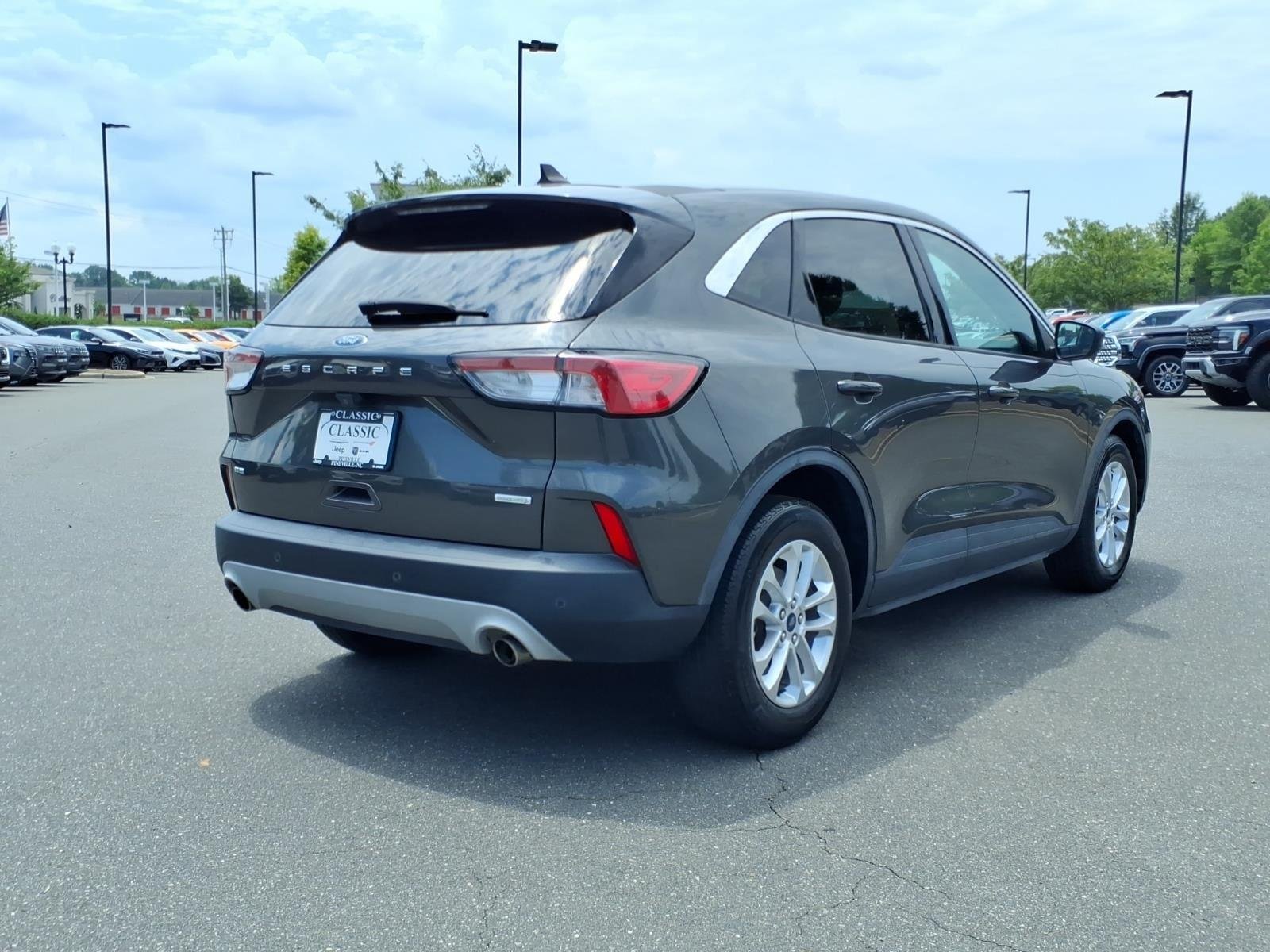 Used 2020 Ford Escape SE with VIN 1FMCU0G61LUC43272 for sale in Pineville, NC