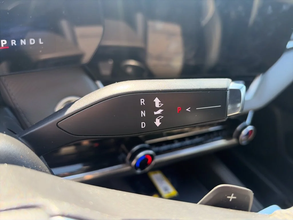 2025 Chevrolet Equinox LT - Photo 22