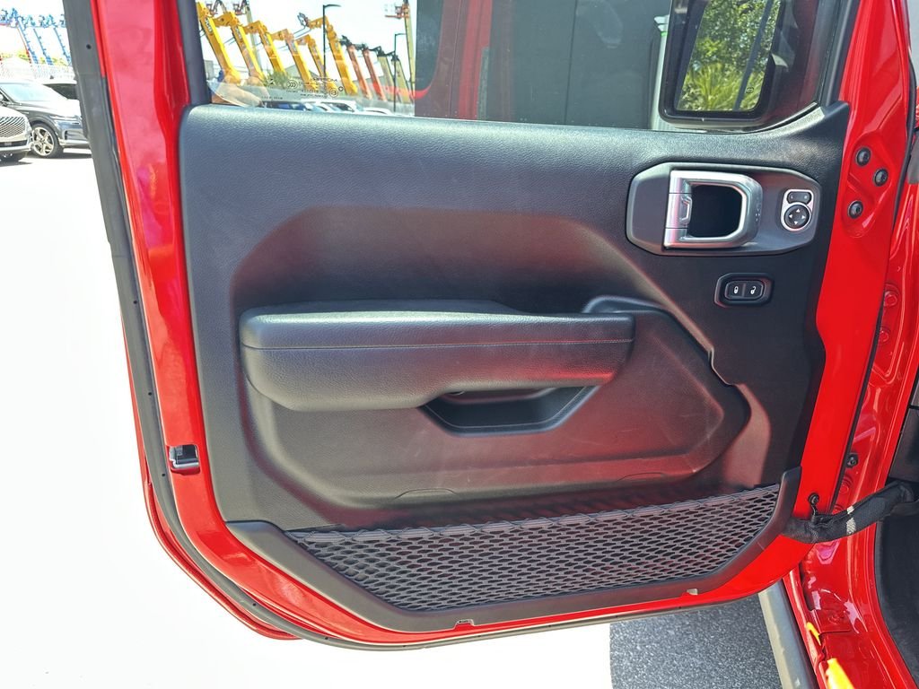 Used 2024 Red Jeep Rubicon image 13