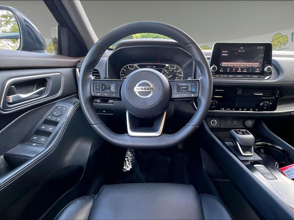 Used 2021 Super Black Nissan SV image 17