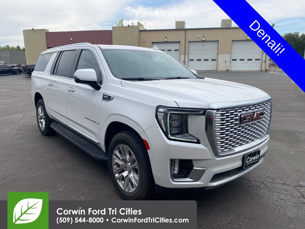 Used 2021 White Frost Tri-Coat GMC Denali image 3