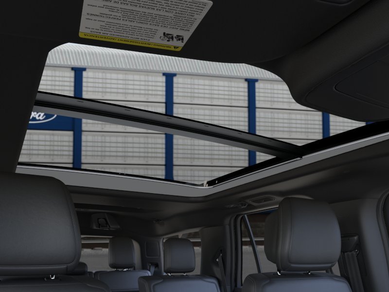 New 2026 Star White Metallic Tri-Coat Ford Platinum® image 22