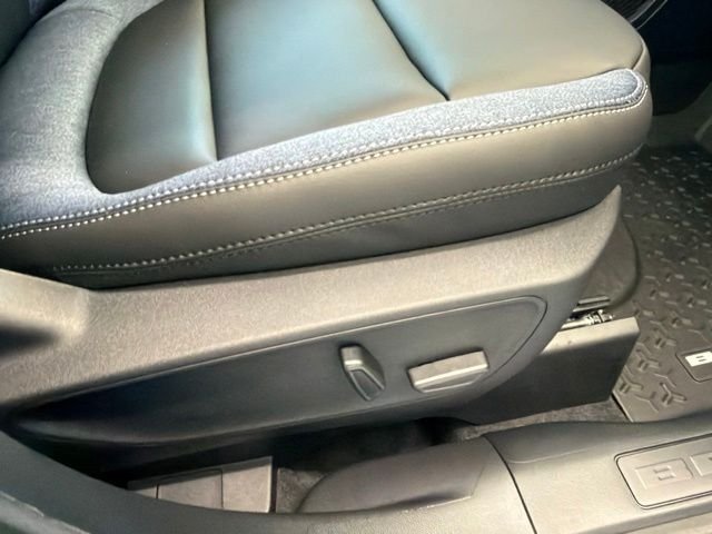New 2026 Carbonized Gray Metallic Ford Outer Banks® image 40