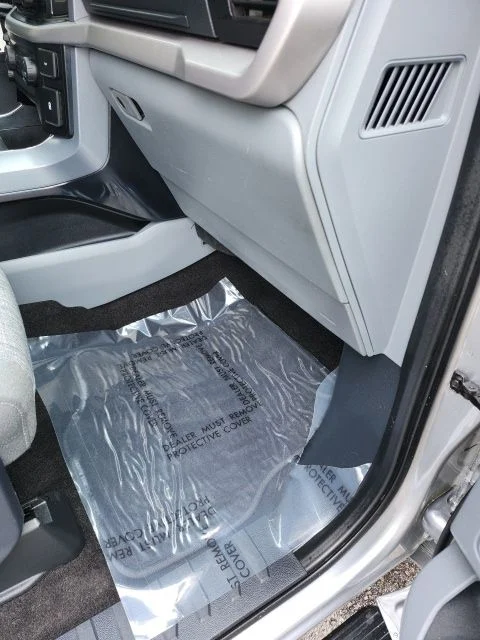 Used 2023 Silver Metallic Ford XLT image 54