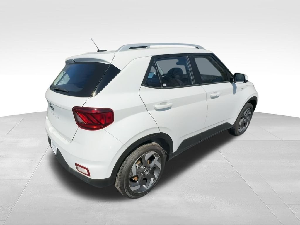 New 2026 White Hyundai SEL image 8