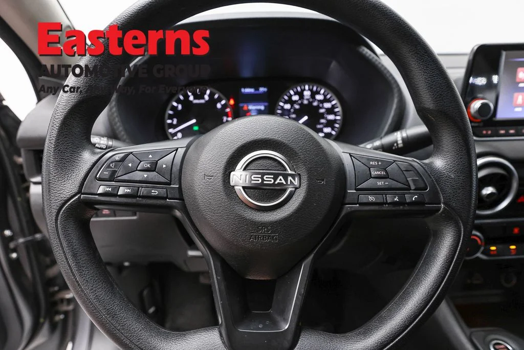 Used 2024 Gray Nissan S image 10