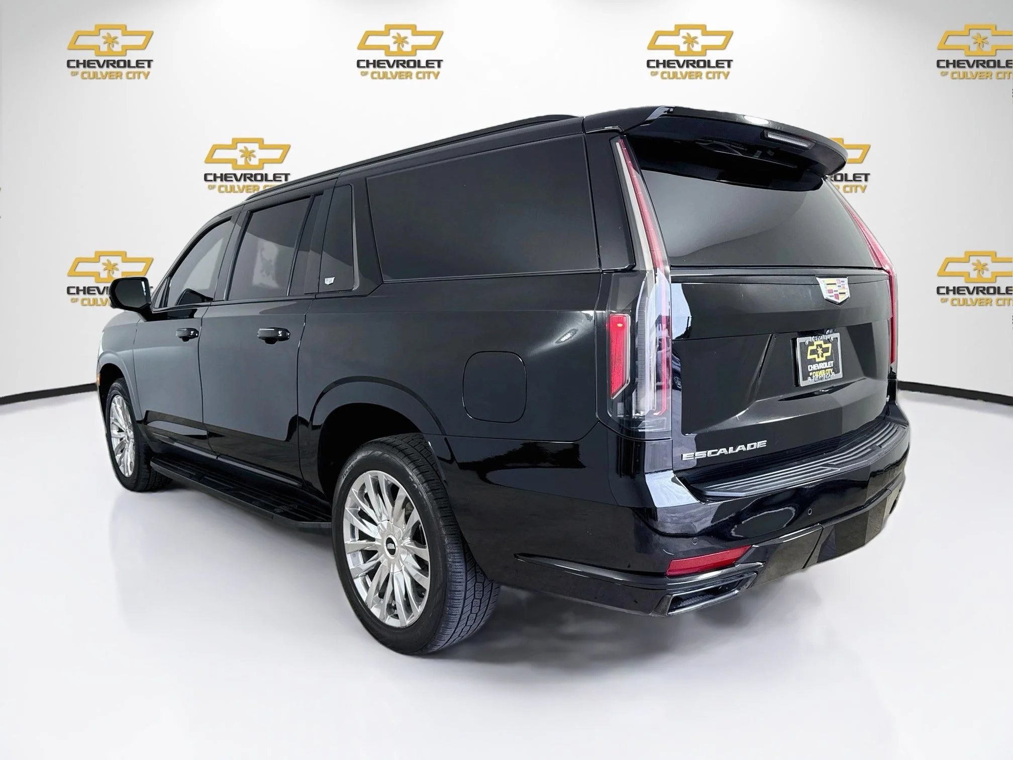 Used 2023 BLACK RAVEN Cadillac 4WD Sport image 6
