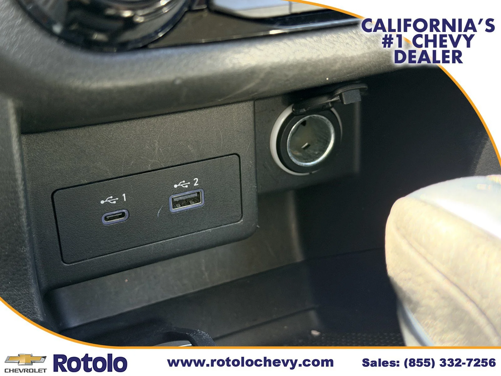 Used 2024 Super Black Nissan SR image 21