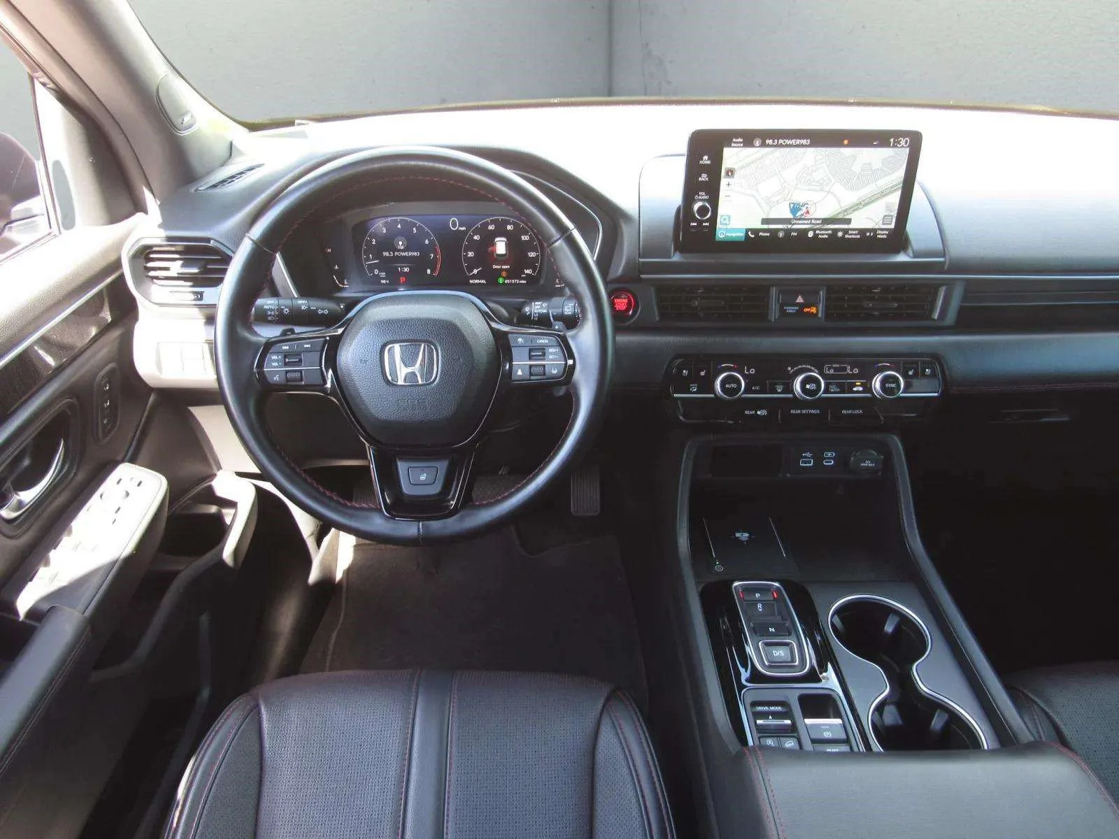 Certified Used 2025 Modern Steel Metallic Honda AWD Black Edition image 50