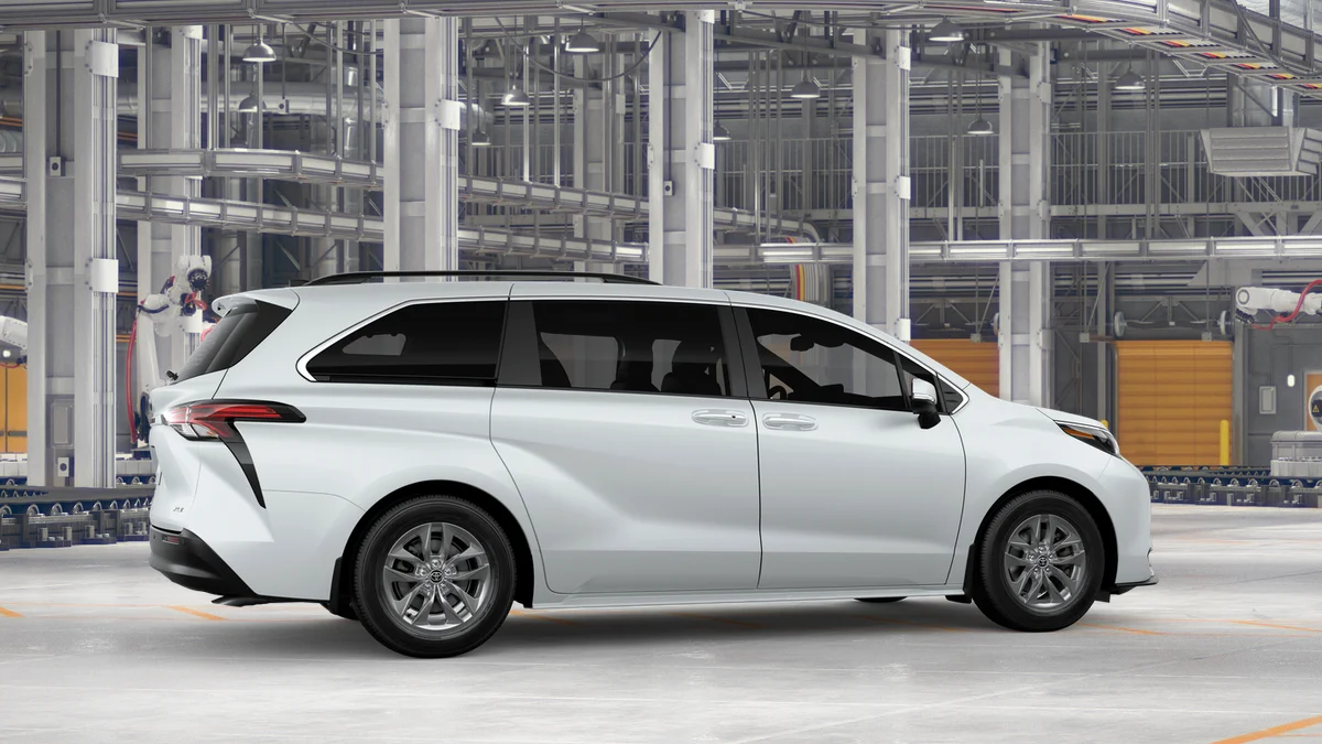 New 2026 Wind Chill Pearl Toyota XLE image 11