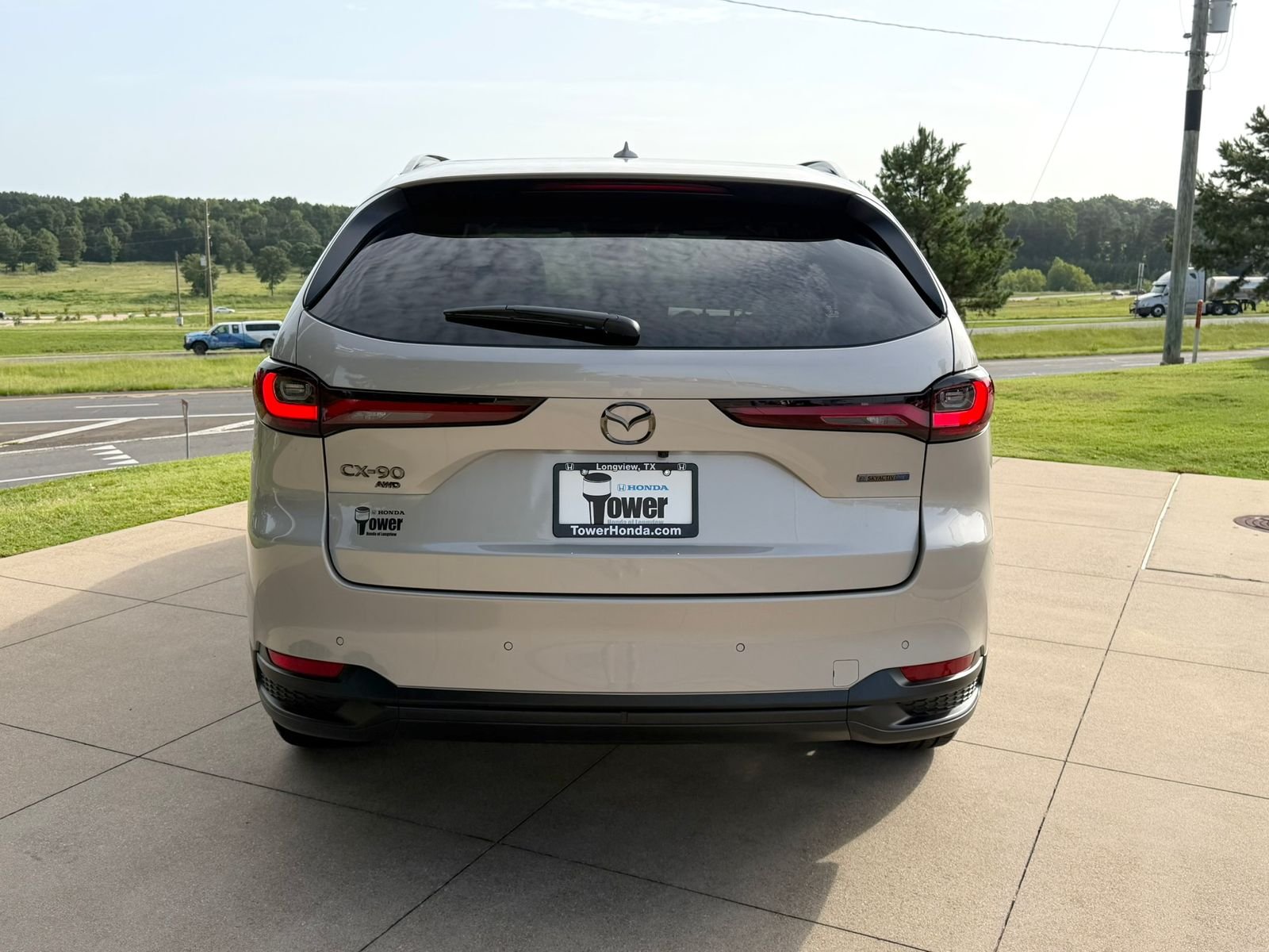 Used 2026 Platinum Quartz Mazda Premium image 5