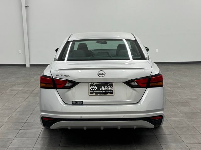 Used 2024 Silver Nissan 2.5 S image 3
