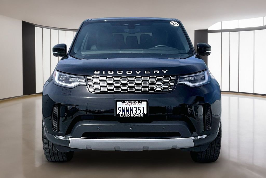 Certified Used 2025 Santorini Black Metallic Land Rover S image 2