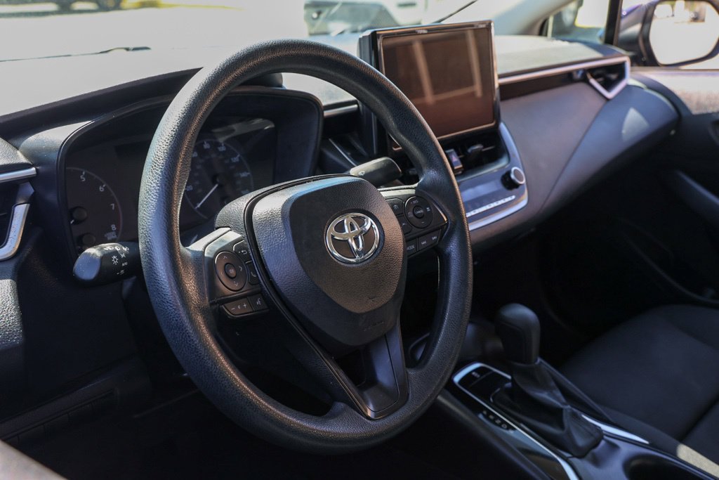 Used 2025  Toyota LE image 14