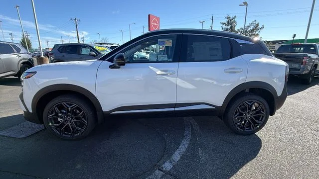 2026 Nissan KICKS SR - Photo 7