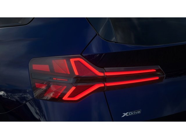 New 2026 Tanzanite Blue II Metallic BMW 30 xDrive image 8