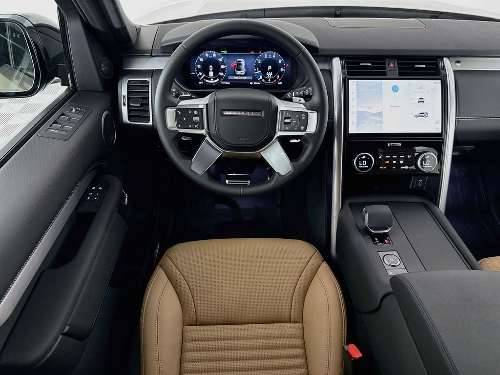 New 2026 Lantau Bronze Land Rover Dynamic SE image 19