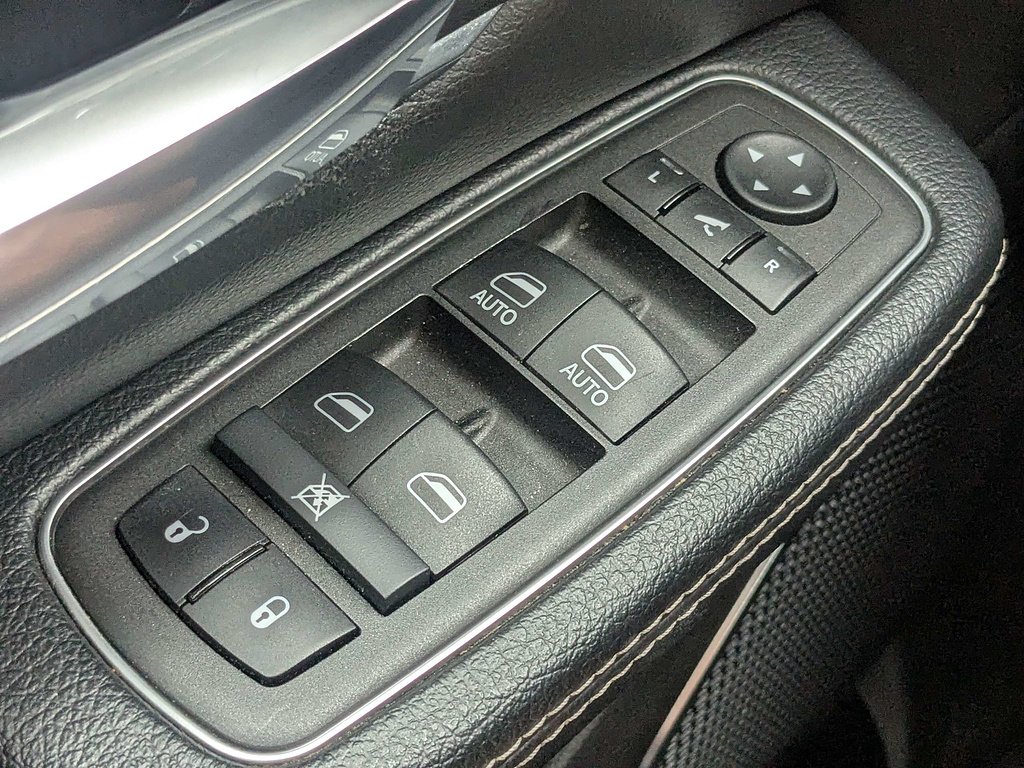 2024 RAM Ram 1500 Pickup Laramie - Photo 25