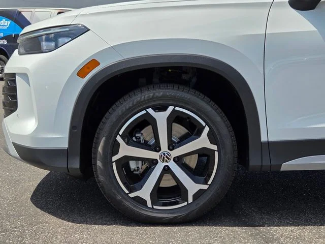 New 2026 White Volkswagen 2.0T SE image 5